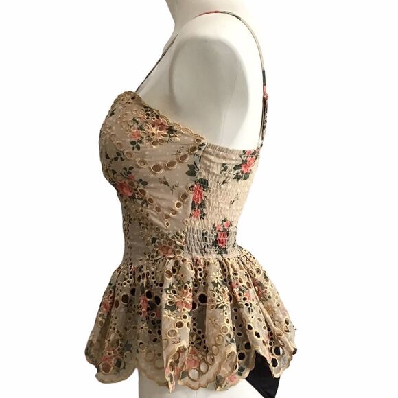Vici Beaufort Floral Eyelet Peplum Tank Size Small - Picture 3 of 11